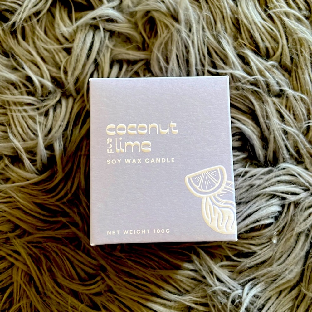 Coconut and lime soy wax candle